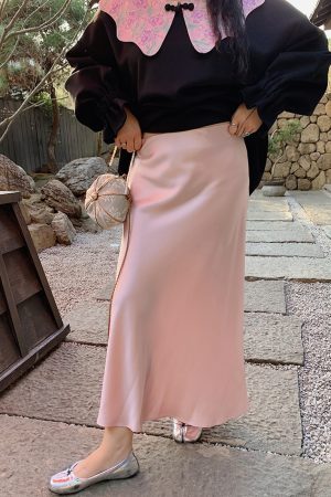 Plus Size Fish Tail Skirt for Women, Acetic Satin Half Skirt, High-End Spring Summer 2025 Fashion, Elegant Gold Design