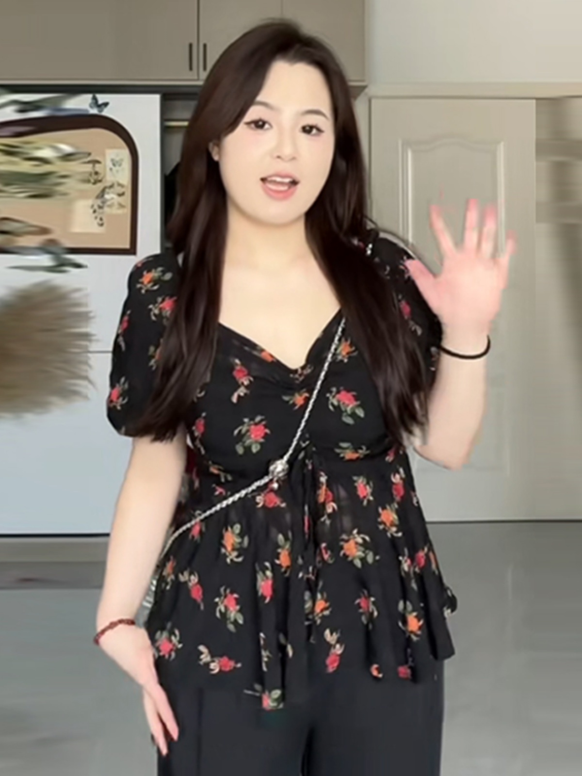 Plus Size Floral Drawstring Doll Shirt - Vintage French Square Neck Top for Women, Summer Short Sleeve Tea Break Style Plus Size Floral Drawstring Doll Shirt - Vintage French Square Neck Top for Women, Summer Short Sleeve Tea Break Style