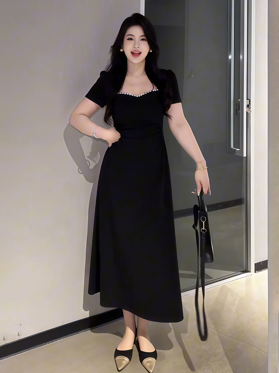 Plus-Size French Hepburn-Style Black Square-Neck Dress for Women - Elegant Summer Little Black Dress for Social Events Plus-Size French Hepburn-Style Black Square-Neck Dress for Women - Elegant Summer Little Black Dress for Social Events