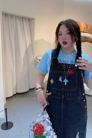 Plus Size Gold Support Printed Short Sleeve T-Shirt for Women - Slim Fit Summer Top in 2025 Trendy Style