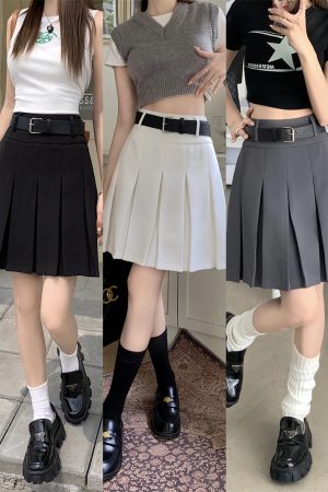 Plus Size Gray College-Style Pleated Skirt for Women, High-Waisted A-Line Short Skirt, Trendy Casual Fashion