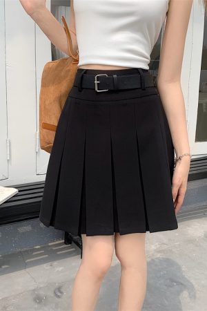 Plus Size Gray College-Style Pleated Skirt for Women, High-Waisted A-Line Short Skirt, Trendy Casual Fashion