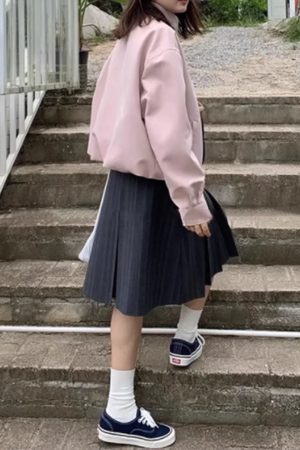 Plus-Size Gray Striped High-Waisted A-Line Mid-Length Pleated Skirt for Women - Summer Fashion Essential