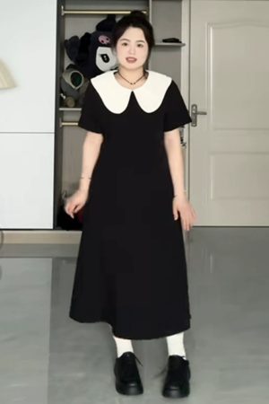 Plus-Size Hepburn-Style Summer Dress with Bellflower Design, Slimming Waist, French Doll Collar, Vintage Tea Dress for Curvy Women