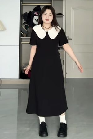 Plus-Size Hepburn-Style Summer Dress with Bellflower Design, Slimming Waist, French Doll Collar, Vintage Tea Dress for Curvy Women