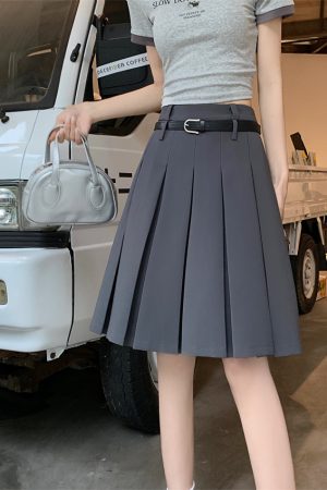 Plus-Size High-End White Pleated A-Line Skirt for Women - Summer College Style Mid-Length Hip-Covering Fashion