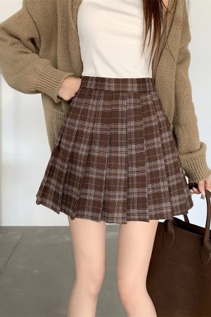 Plus Size High-Waisted A-Line Plaid Wool Pleated Skirt for Autumn Winter - Flattering Short Skirt for Curvy Women and Students