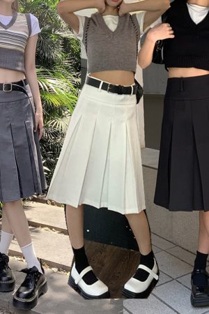 Plus-Size High-Waisted Gray Pleated A-Line Skirt for Women - Mid-Length College Style, Slimming Design for Autumn Fashion
