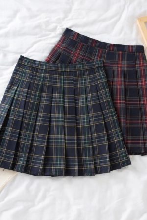 Plus-Size High-Waisted JK Japanese-Style Plaid Pleated Skirt, Slimming Puffed A-Line Design for Women, College Casual Fashion