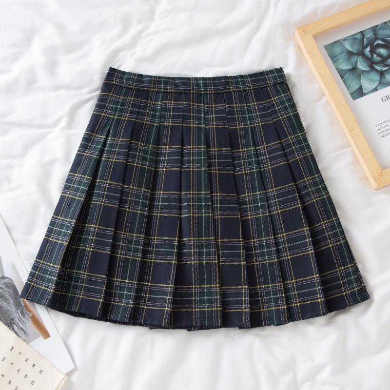 Plus-Size High-Waisted JK Japanese-Style Plaid Pleated Skirt, Slimming Puffed A-Line Design for Women, College Casual Fashion Plus-Size High-Waisted JK Japanese-Style Plaid Pleated Skirt, Slimming Puffed A-Line Design for Women, College Casual Fashion
