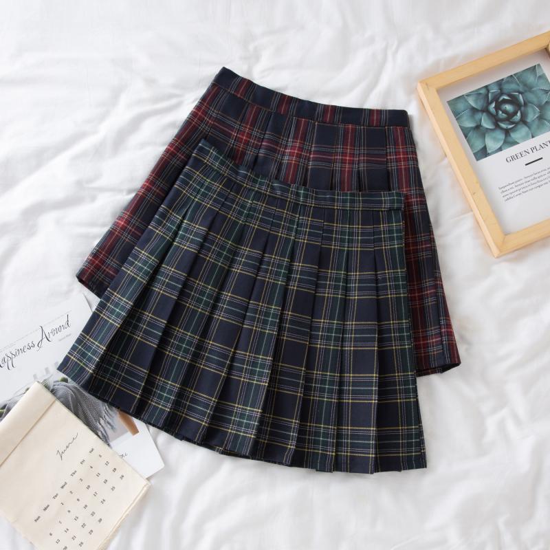 Plus-Size High-Waisted JK Japanese-Style Plaid Pleated Skirt, Slimming Puffed A-Line Design for Women, College Casual Fashion Plus-Size High-Waisted JK Japanese-Style Plaid Pleated Skirt, Slimming Puffed A-Line Design for Women, College Casual Fashion