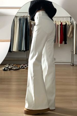 Plus-Size High-Waisted Loose-Fitting Flared Jeans for Women - White, Perfect for Short Individuals, Comfortable Fit