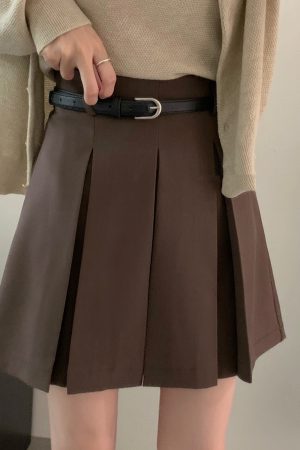 Plus-Size High-Waisted Pleated A-Line Skirt for Women, Slimming College Style, Trendy Half Skirt for Curvy Figures