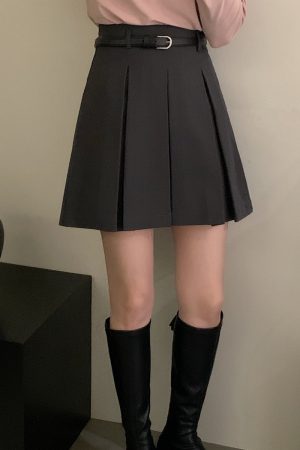 Plus-Size High-Waisted Pleated A-Line Skirt for Women, Slimming College Style, Trendy Half Skirt for Curvy Figures