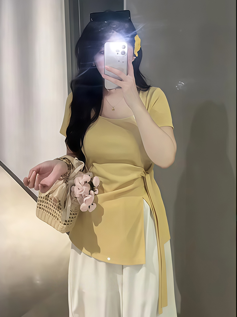 Plus-Size Irregular U-Neck Short Sleeve T-Shirt for Women - Flattering Cinched Waist, Summer Essential, French Design Plus-Size Irregular U-Neck Short Sleeve T-Shirt for Women - Flattering Cinched Waist, Summer Essential, French Design