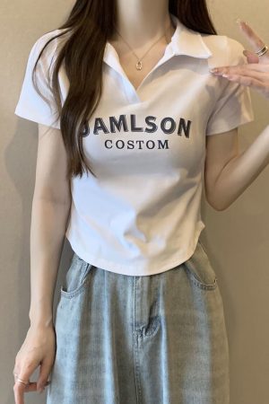 Plus Size Korean Style Letter Polo Collar Short Sleeve T-Shirt for Women - Tummy-Covering Slim Fit Cropped Top for Summer