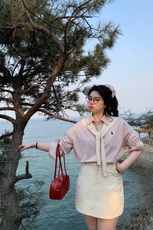 Plus-Size Korean-Style Minimalist White A-Line Skirt - Slightly Chubby Casual Short Skirt for Versatile Everyday Wear