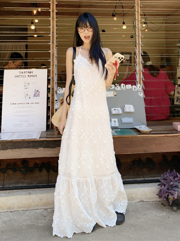 Plus-Size Lace Camisole Dress for Women, Summer French Style, Loose-Fitting Backless A-Line Long Dress, Slimming 90s Inspired Fashion Plus-Size Lace Camisole Dress for Women, Summer French Style, Loose-Fitting Backless A-Line Long Dress, Slimming 90s Inspired Fashion