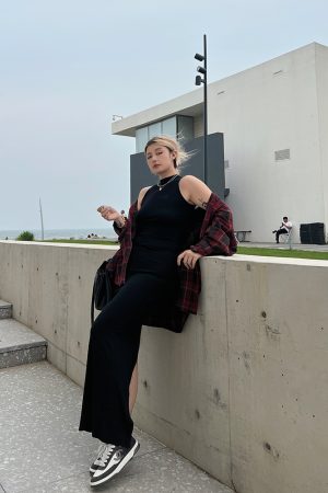 Plus Size Loose Long Sleeve Plaid Shirt in Red and Black Color Block - Minimalist Retro Style for Summer and Autumn Fashion