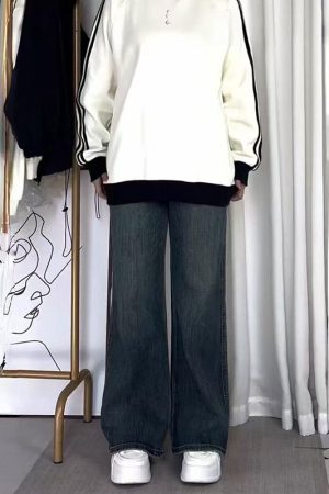 Plus-Size Loose Straight-Leg Jeans for Pear-Shaped Figures, Slimming Fit for Thick Thighs and Wide Hips, Trendy Comfort Fashion