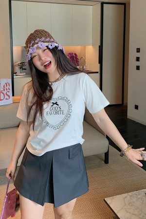 Plus Size Love Heart Bow Short Sleeve T-shirt for Women - Unique Beautiful Design - Spring/Summer 2025 - Y2K Korean Style Fashion