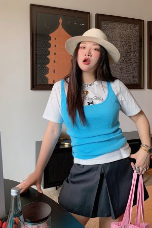 Plus Size Love Heart Bow Short Sleeve T-shirt for Women - Unique Beautiful Design - Spring/Summer 2025 - Y2K Korean Style Fashion