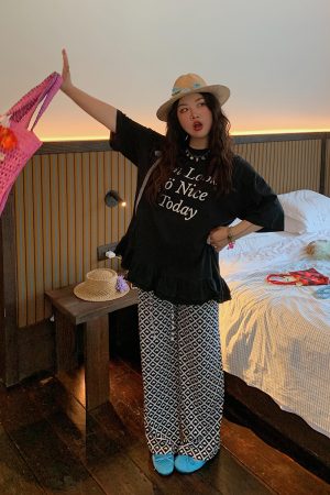 Plus Size Love Heart Print Casual Pants for Women - Lightweight Summer Style 2025