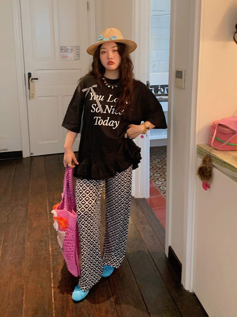 Plus Size Love Heart Print Casual Pants for Women - Lightweight Summer Style 2025 Plus Size Love Heart Print Casual Pants for Women - Lightweight Summer Style 2025