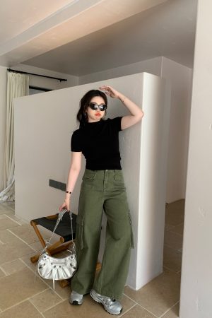 Plus Size Minimalist Fitted Half-High Neck Pleated Short Sleeve High-Stretch T-Shirt for Summer - Slimming and Stylish