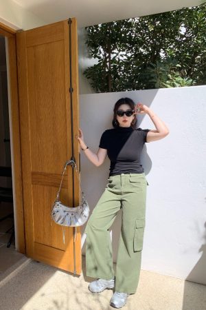 Plus Size Minimalist Fitted Half-High Neck Pleated Short Sleeve High-Stretch T-Shirt for Summer - Slimming and Stylish