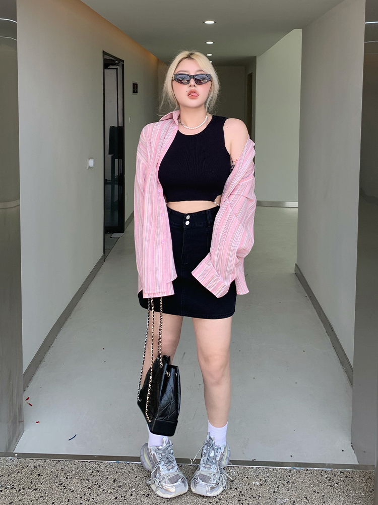 Plus Size Minimalist Oversized Striped Shirt Jacket - Breathable Sun Protection for Fresh Summer Style Plus Size Minimalist Oversized Striped Shirt Jacket - Breathable Sun Protection for Fresh Summer Style