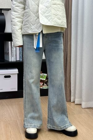 Plus-Size Pear-Shaped Slimming Flared Jeans with Side Slits - Non-Skinny Bell-Bottoms for Petite Women