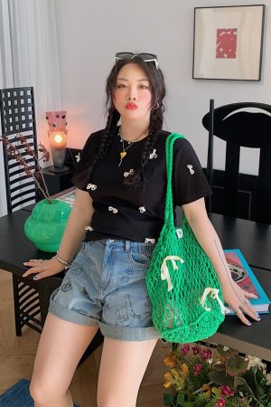 Plus Size Pearl Bow T-Shirt for Women - Handmade Short Sleeve Summer Top, Stylish and Trendy for 2025