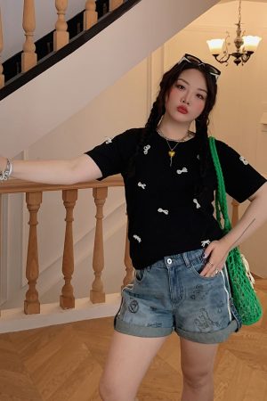 Plus Size Pearl Bow T-Shirt for Women - Handmade Short Sleeve Summer Top, Stylish and Trendy for 2025