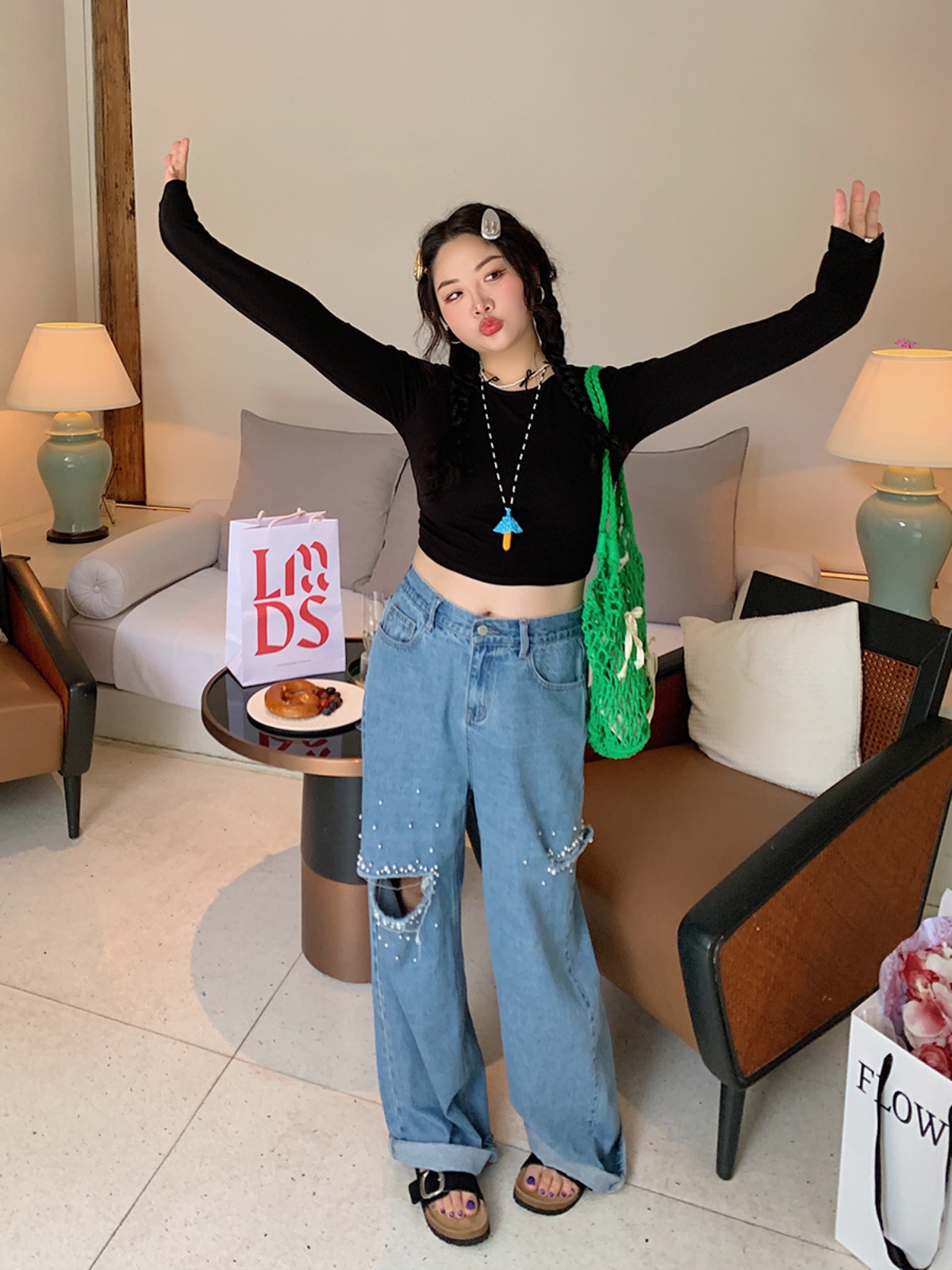 Plus Size Pearl Ripped Wide-Leg Jeans for Women - Loose Straight Leg Pants for Spring Summer 2025, Trendy Casual Fashion Plus Size Pearl Ripped Wide-Leg Jeans for Women - Loose Straight Leg Pants for Spring Summer 2025, Trendy Casual Fashion