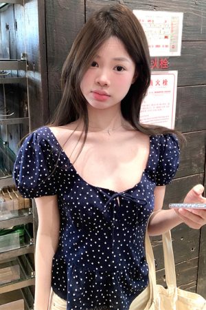 Plus Size Polka Dot U-Neck Bubble Short Sleeve Shirt for Women - Summer Sweet Spicy Tummy-Covering Top, Trendy and Unique Design