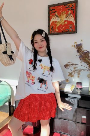 Plus Size Printed Short Sleeve T-Shirt for Women - Loose Round Neck Summer Top, Trendy Gold Design, 2025 Fashion Essential