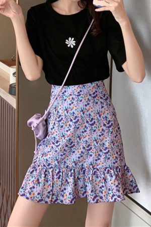 Plus Size Purple Floral Chiffon A-Line Skirt for Women, Summer Fashion, Flattering Fish Tail Mid-Length Style