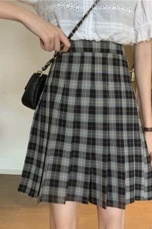 Plus Size Purple Plaid Pleated Midi Skirt for Women - High-Waisted A-Line College Style