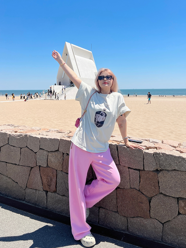 Plus Size Retro Barbie Pink Sweatpants for Women - Loose Fit Casual Street Style Long Pants Plus Size Retro Barbie Pink Sweatpants for Women - Loose Fit Casual Street Style Long Pants