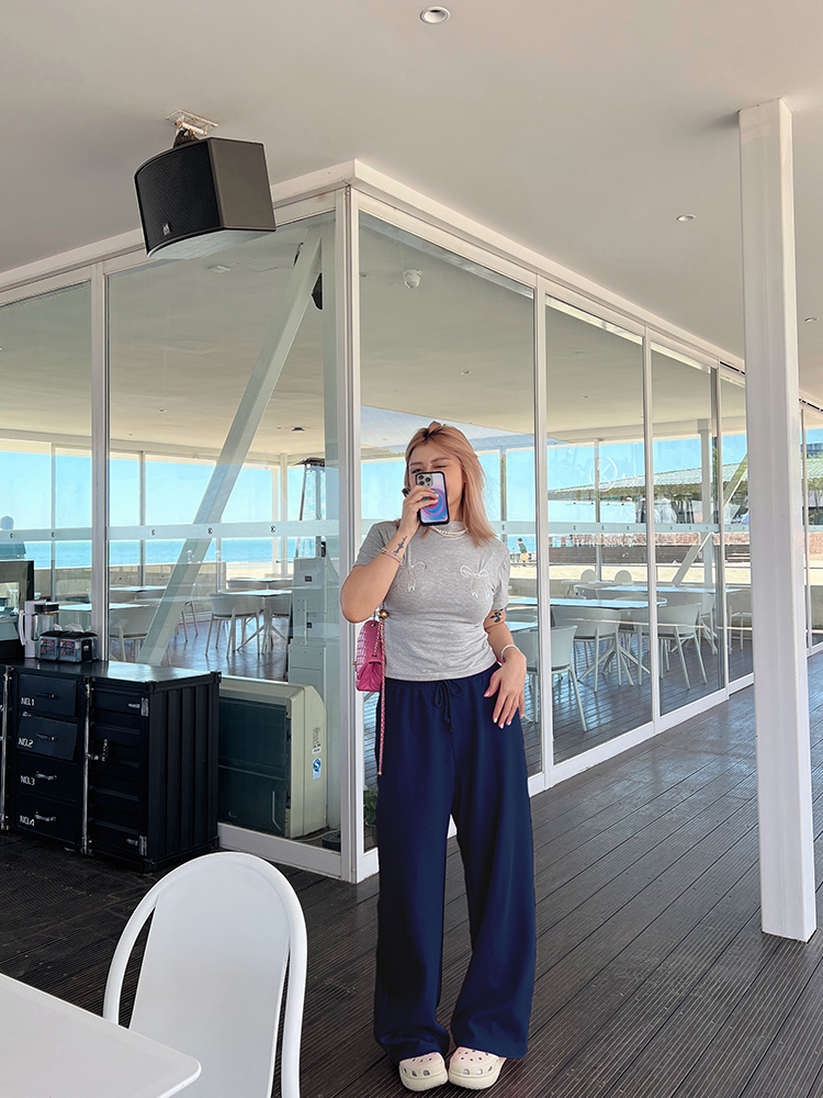 Plus Size Retro Barbie Pink Sweatpants for Women - Loose Fit Casual Street Style Long Pants Plus Size Retro Barbie Pink Sweatpants for Women - Loose Fit Casual Street Style Long Pants