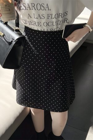 Plus Size Retro Black Polka Dot Half Skirt for Women, Summer A-Line Umbrella Skirt, Petite Bodycon Midi Style