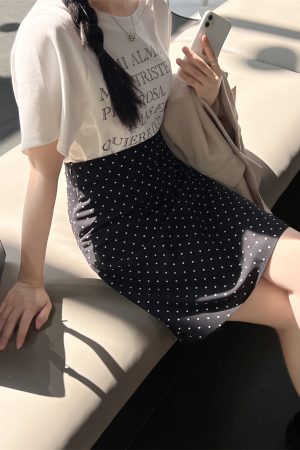 Plus Size Retro Black Polka Dot Half Skirt for Women, Summer A-Line Umbrella Skirt, Petite Bodycon Midi Style