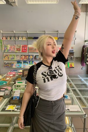 Plus Size Retro Color Block Letter Print Drawstring T-Shirt Top for Women - Slimming Shoulder Design, Casual Y2K Style