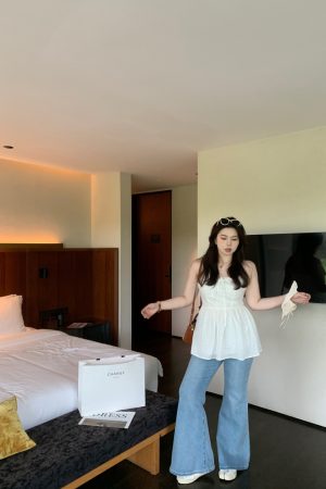 Plus-Size Retro Light Blue Stretchy Butt-Lifting Slim-Fit Flared Pants - Supermodel Shaping for a Chic 90s Look