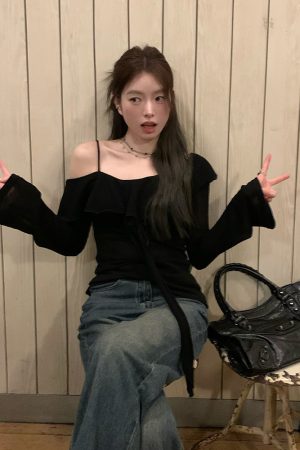 Plus Size Ruffled Off-Shoulder Long Sleeve T-Shirt for Women - Autumn Spicy Girl Design, Unique Camisole Base Top