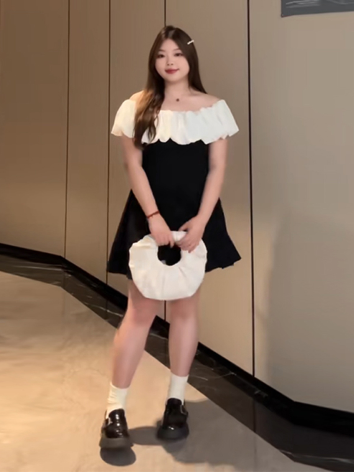 Plus-Size Ruffled Off-Shoulder Sexy Birthday Dress - Fitted Summer Style for Curvy Women, Slimming Aristocratic Look Plus-Size Ruffled Off-Shoulder Sexy Birthday Dress - Fitted Summer Style for Curvy Women, Slimming Aristocratic Look