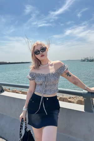 Plus Size Sexy Women's Elastic Slimming T-Shirt - Versatile Hot Girl Summer Must-Have Top for Y2K and Casual Style