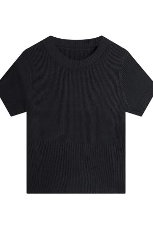 Plus-Size Slim Fit Cropped Ice Silk Short-Sleeve T-Shirt for Summer, Sweet and Spicy Style, Lightweight Knitted Top for Women