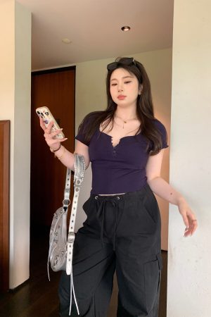 Plus Size Slim Fit Short Sleeve Crop Top for Cute Girls - Trendy and Comfortable Summer Style